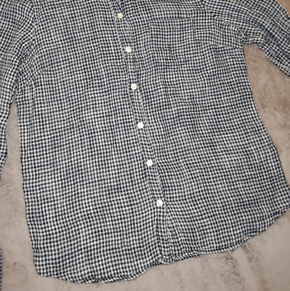 J. Crew | Boy Fit Gingham Long Sleeve Button Down Gauzy Shirt Size Medium - Picture 3 of 10